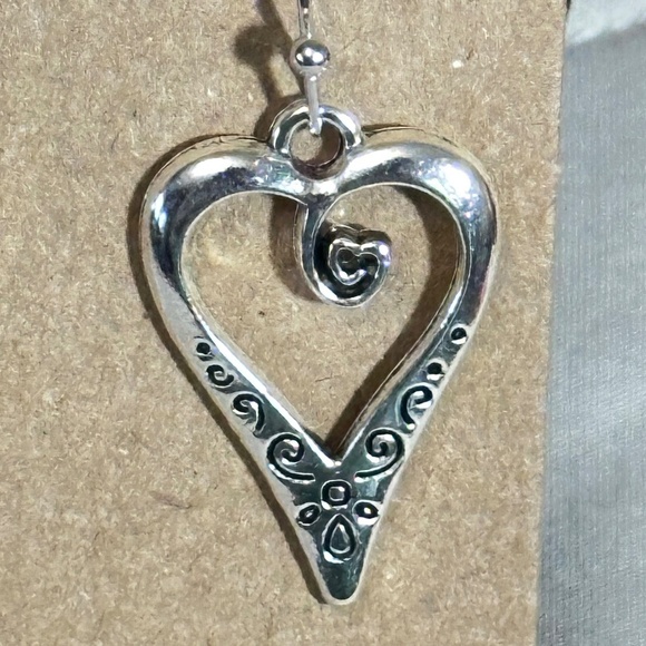 2/$20 Silver Tone Heart Hook Earrings Swirl Decorations Heart in Center NWOT - Picture 4 of 10